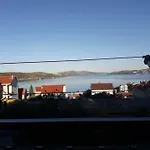 아파트 Island