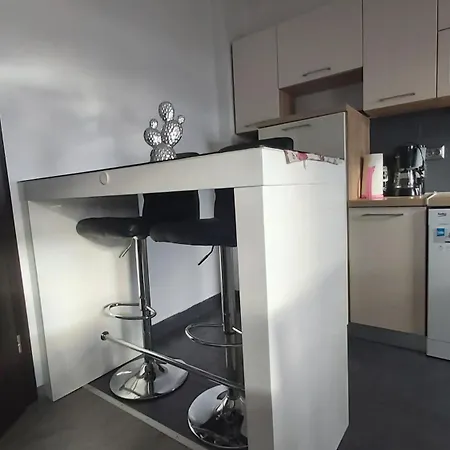 Island * Traù